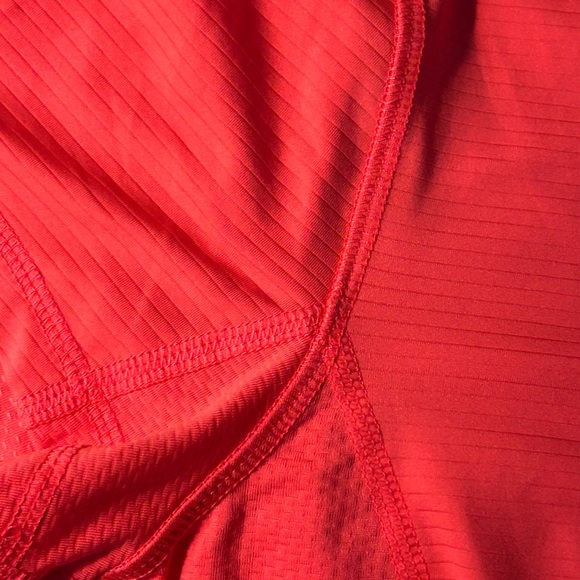 Tek Gear DryTEK hot pink athletic top - Picture 3 of 8